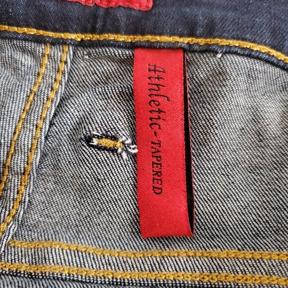 NWT GUESS Men's Athletic Tapered Distressed Blainn Wash Stretch Blue Jeans - Picture 15 of 15